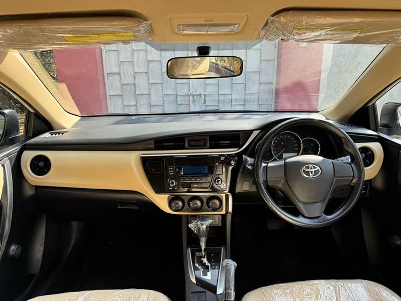 Toyota Corolla XLI automatic 2019 7