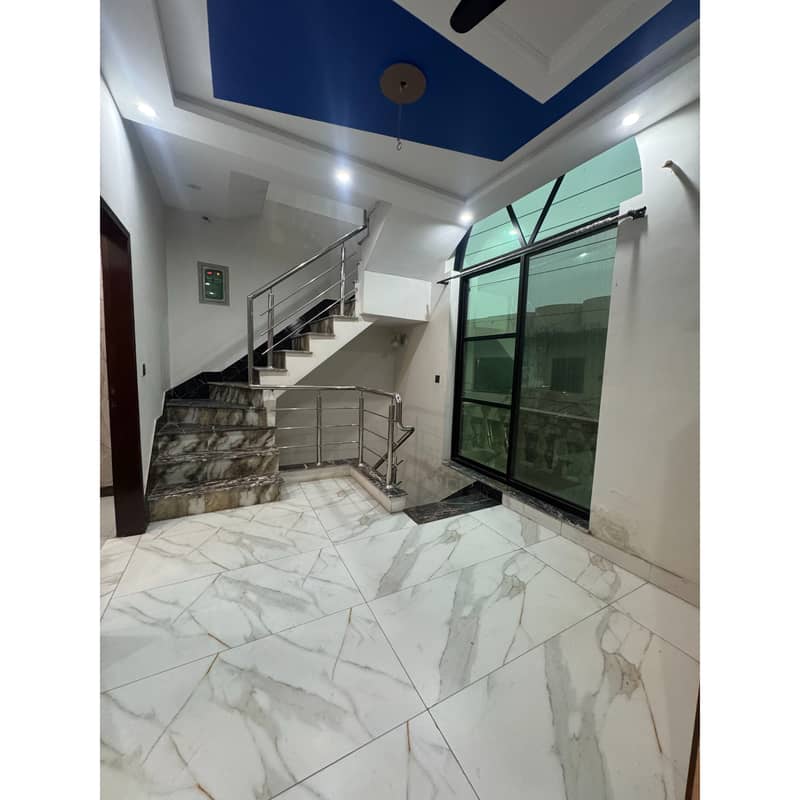 2.5 Marla Triple Story Commercial For Sale Monthly Income 80 Thousand 1