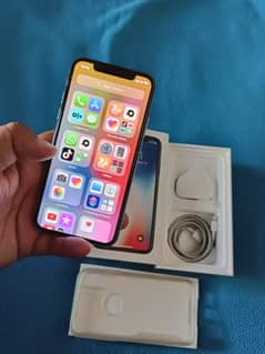 iPhone x 64GB 0=3=1=9=3=2=2=06=1=3