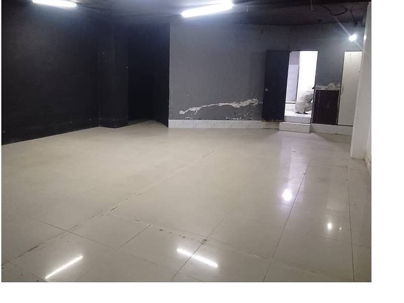 Area 700 Square Feet Office Available For Rent Real Pictures In Main Boulevard Road Gulberg 3 Lahore 4