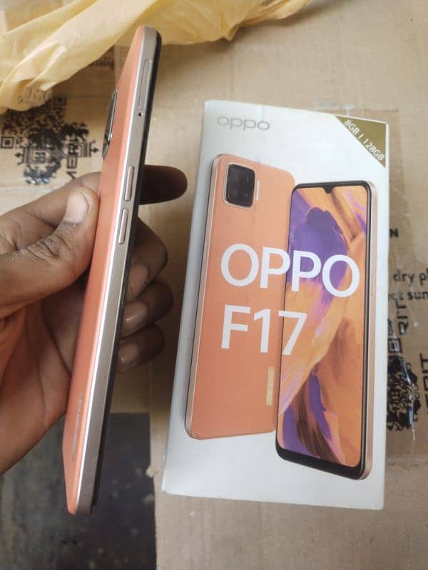 8+5/128gb with box oppo F17 1