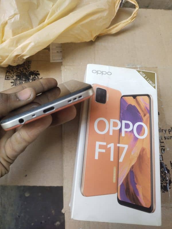 8+5/128gb with box oppo F17 3