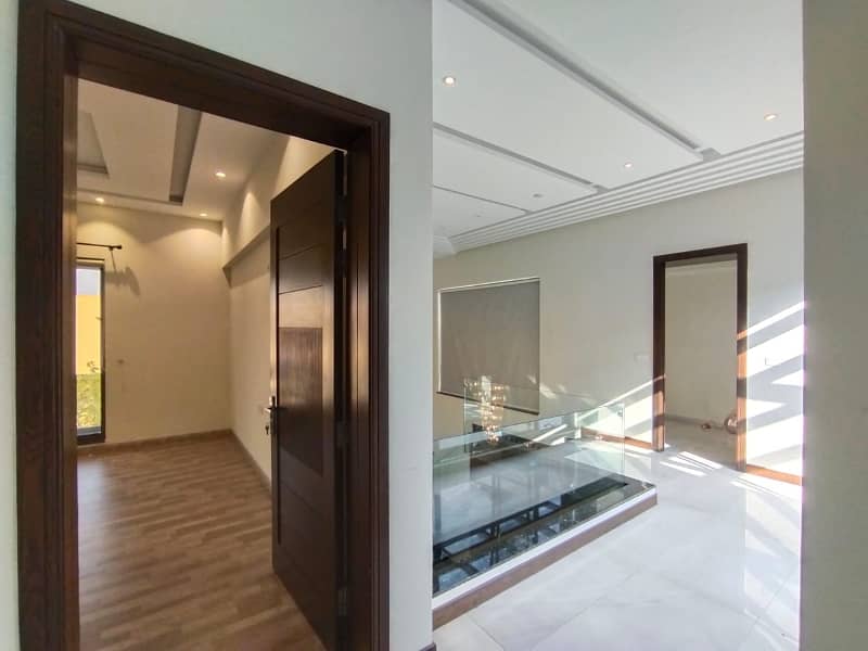 01 Kanal Modern Design Brand New House For Rent In DHA Phase 5 Block-B Lahore. 6