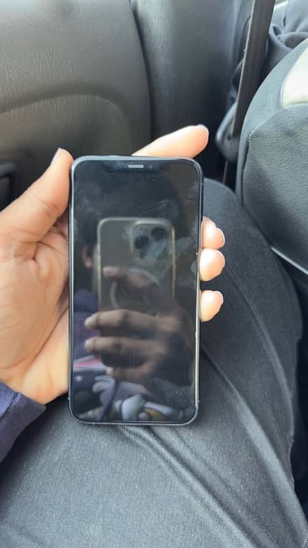 iPhone 11 Pro, 256GB, Non PTA, Midnight Green 2