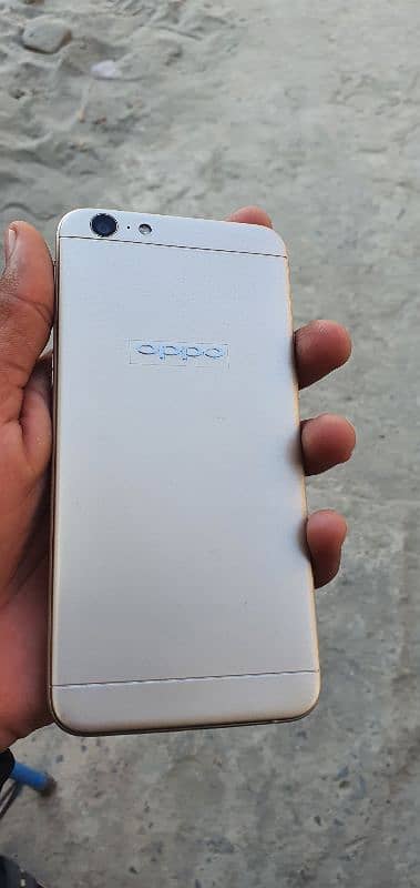 I am selling oppo a57 4gb 64gb all okay 4