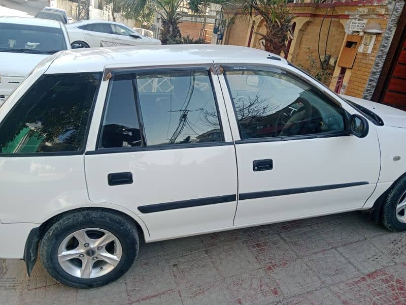 Suzuki Cultus 2014 14