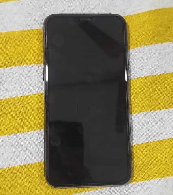 Iphone 11 pro PTA APPROVED 4