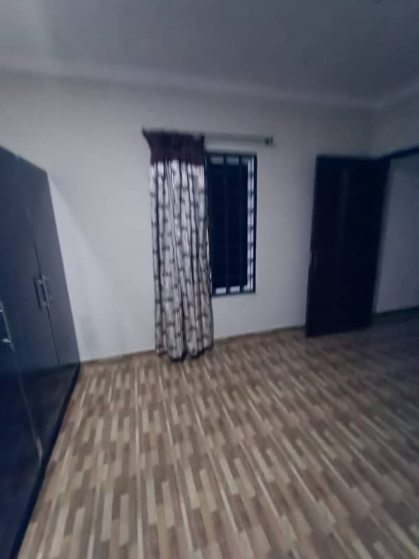 10 Marla second floor for rent in Lda M block 0