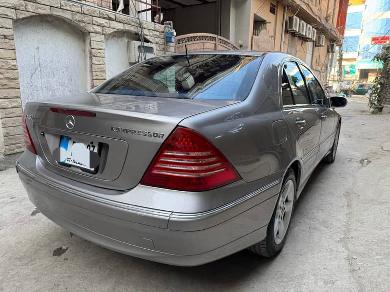 Mercedes C 180 2007 4