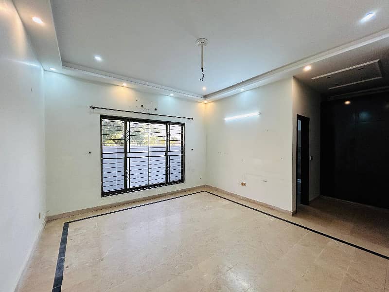 1 Kanal Slightly Used House Available For Rent Vary Prime Location At Central Park Housing Scheme Lahore 5