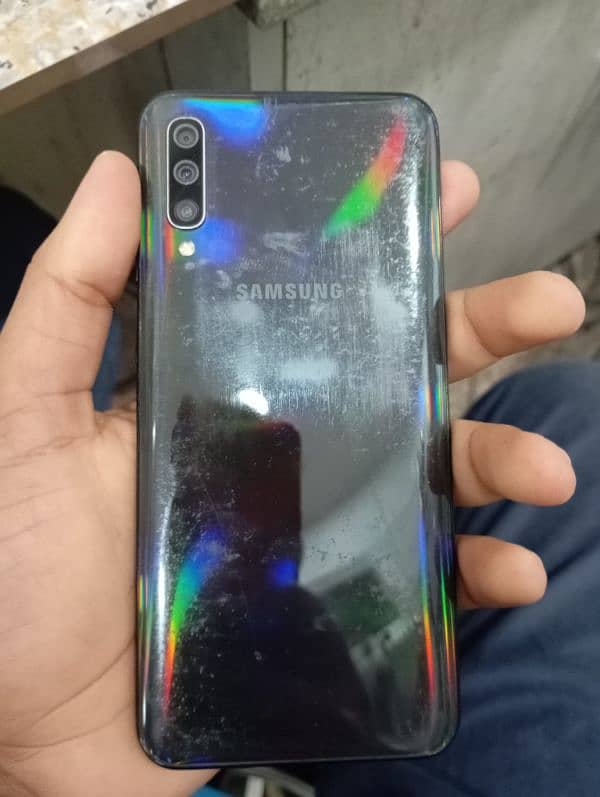 Samsung a50 condition 10/7 2