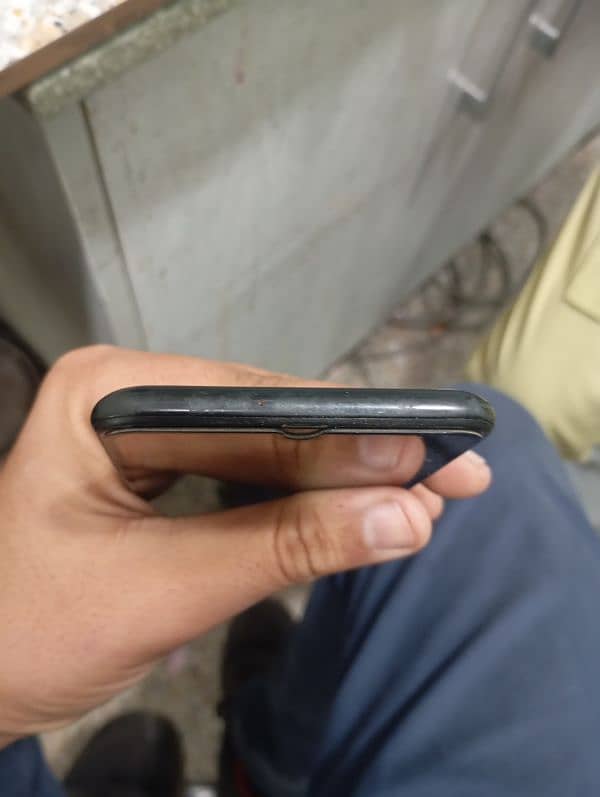 Samsung a50 condition 10/7 4