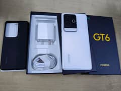 Realme GT6