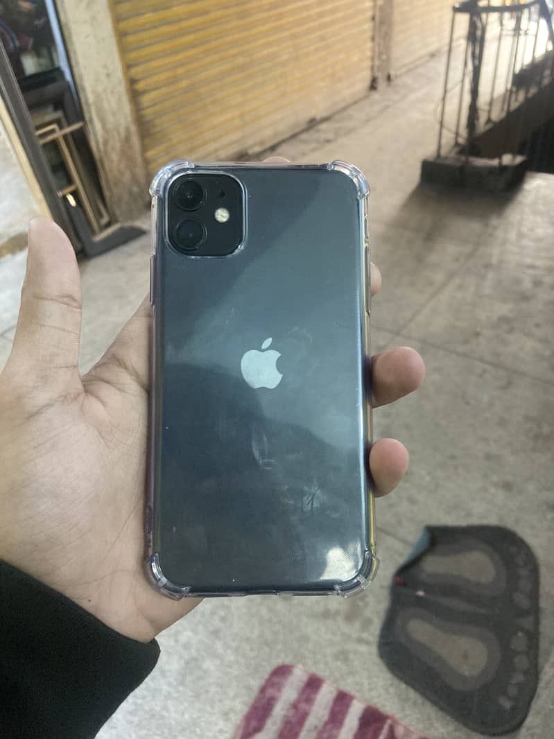 Apple iPhone 11 7