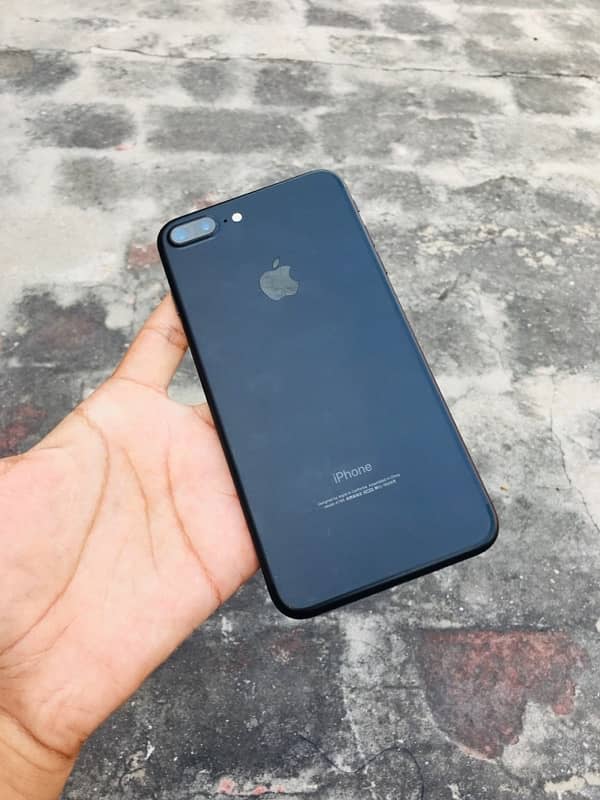 iPhone 7 Plus water pack 10/10 32 GB 5