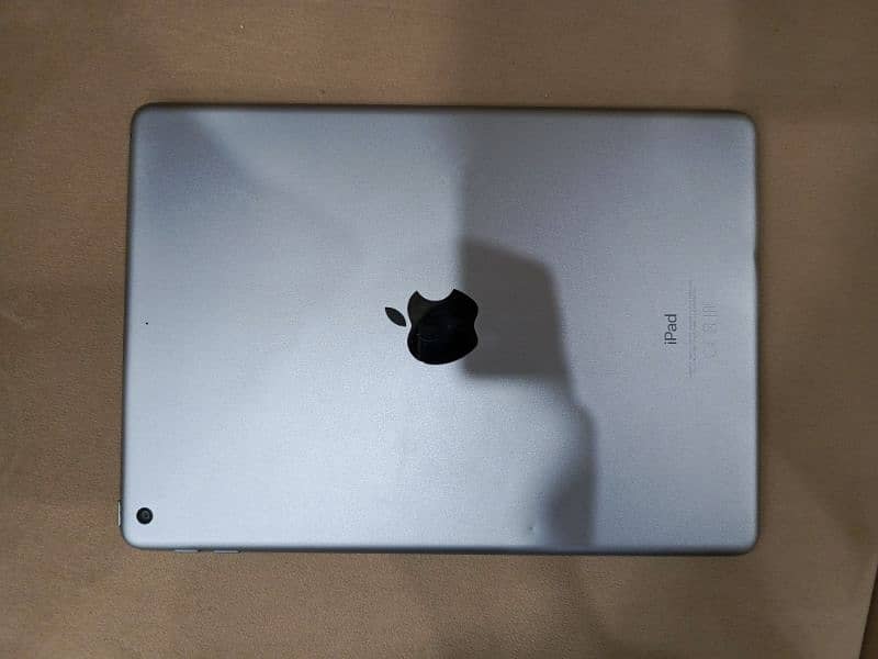 iPad (6th Gen) without any single fault 2