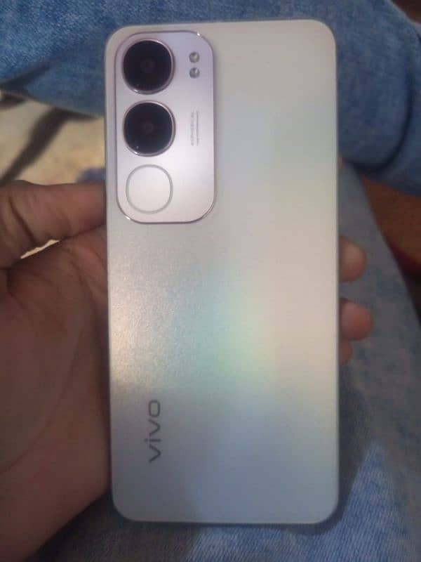 vivo y 19s just 10 days used only 0