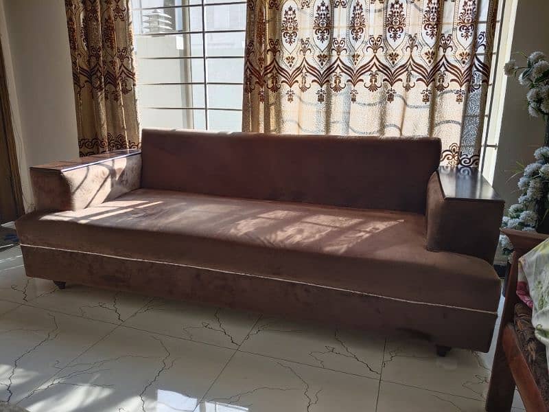 5 seater sofa set with center table 2