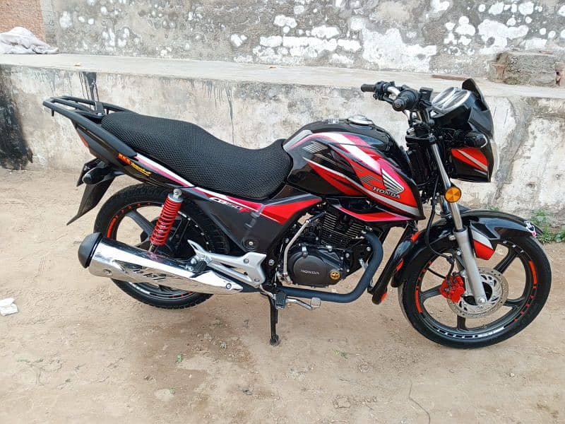 Honda CB 150f new condition 03068420481 0