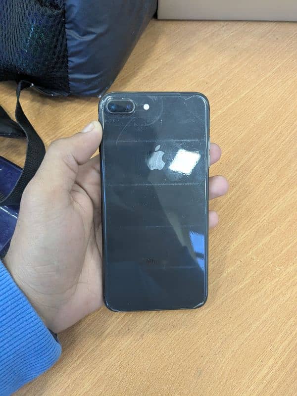 iPhone 8 plus 10