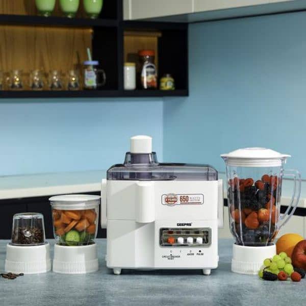 Geepas 650W 4-in-1 Food Processor- GSB6147 1