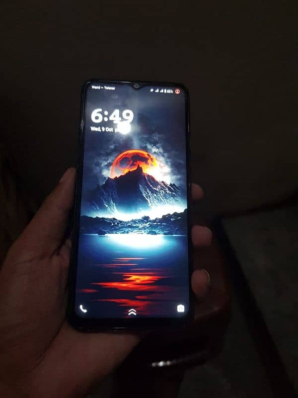 vivo y17s 6 128 gb 4