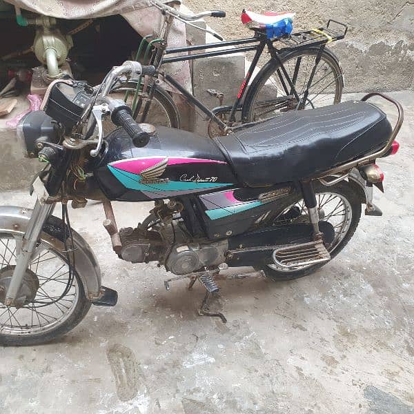 Honda 70CC all okay copy letter clear hai koi kaam nahi hona hai 0