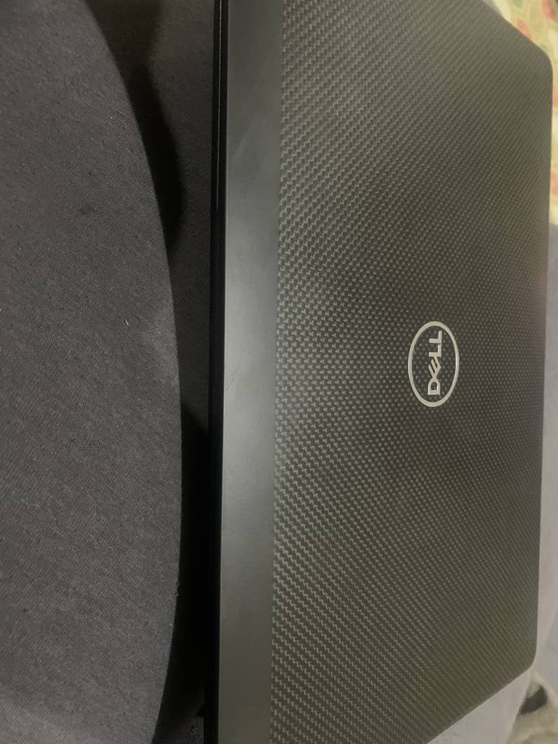 Dell Latitude 2