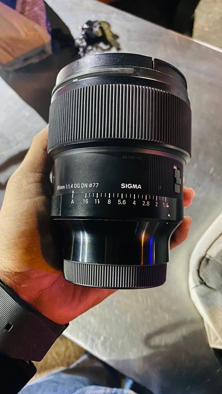 sigma art 85mm 1.4 dg dn E mount lens 0