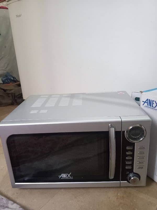 deluxe microwave oven. anex 7