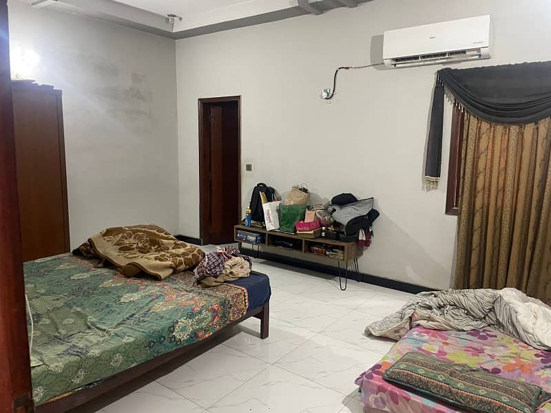 three bed dd second floor portion for rent in johar 5