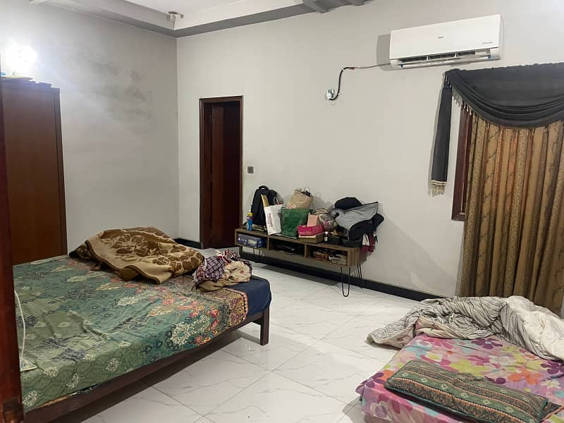 three bed dd second floor portion for rent in johar 6