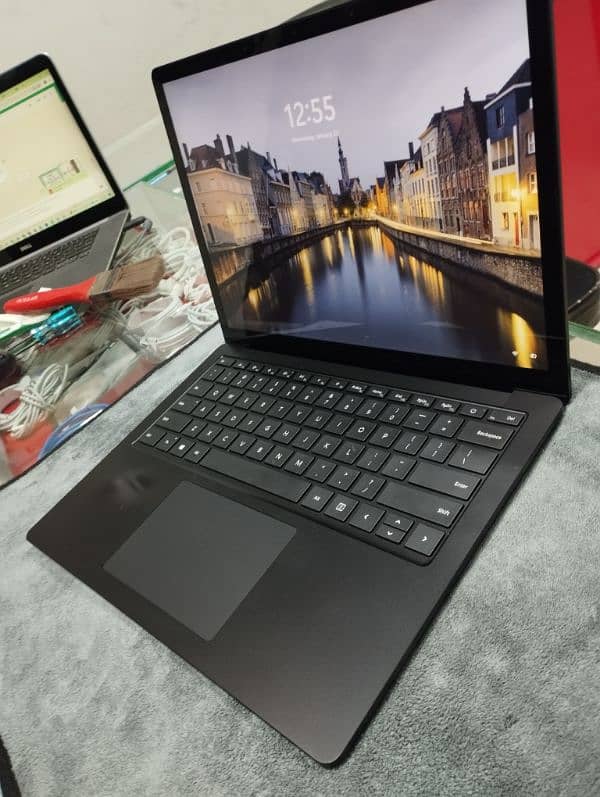 Microsoft Surface Laptop 3 - 2K Touch Display 4