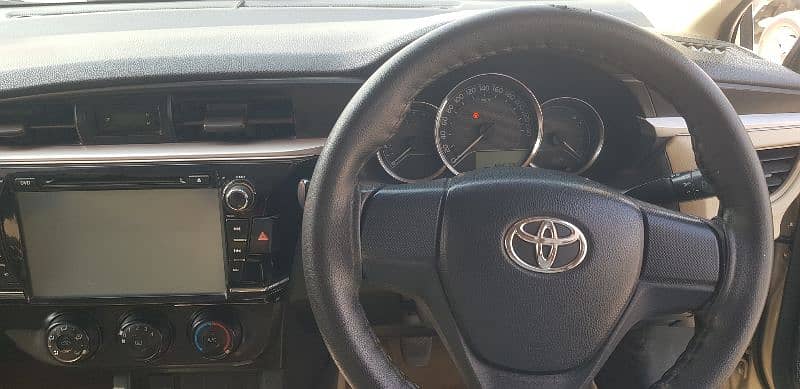 im selling my Toyota Corolla GLI 2016 in very good condition 13