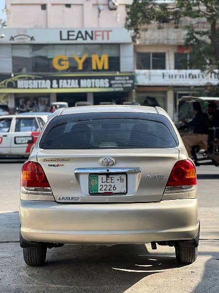 Toyota Platz 2005 4