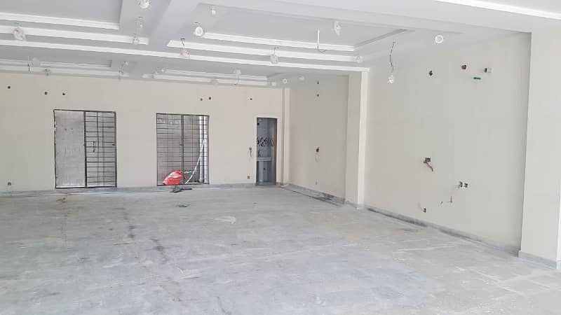 Ground Floor 8 Marla Shop For rent In Central Park Housing Scheme Central Park Housing Scheme 2