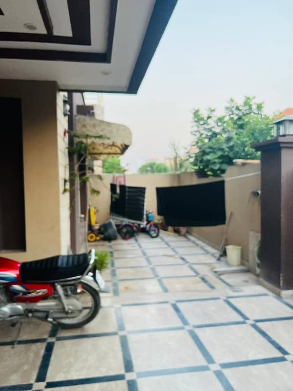 10 Marla House For Sale In Paragon City Lahore 12