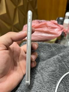 iPhone 8 white Color