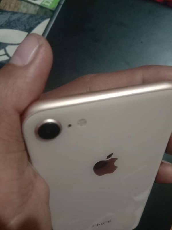 iphone 8 (Exchange possible) 4