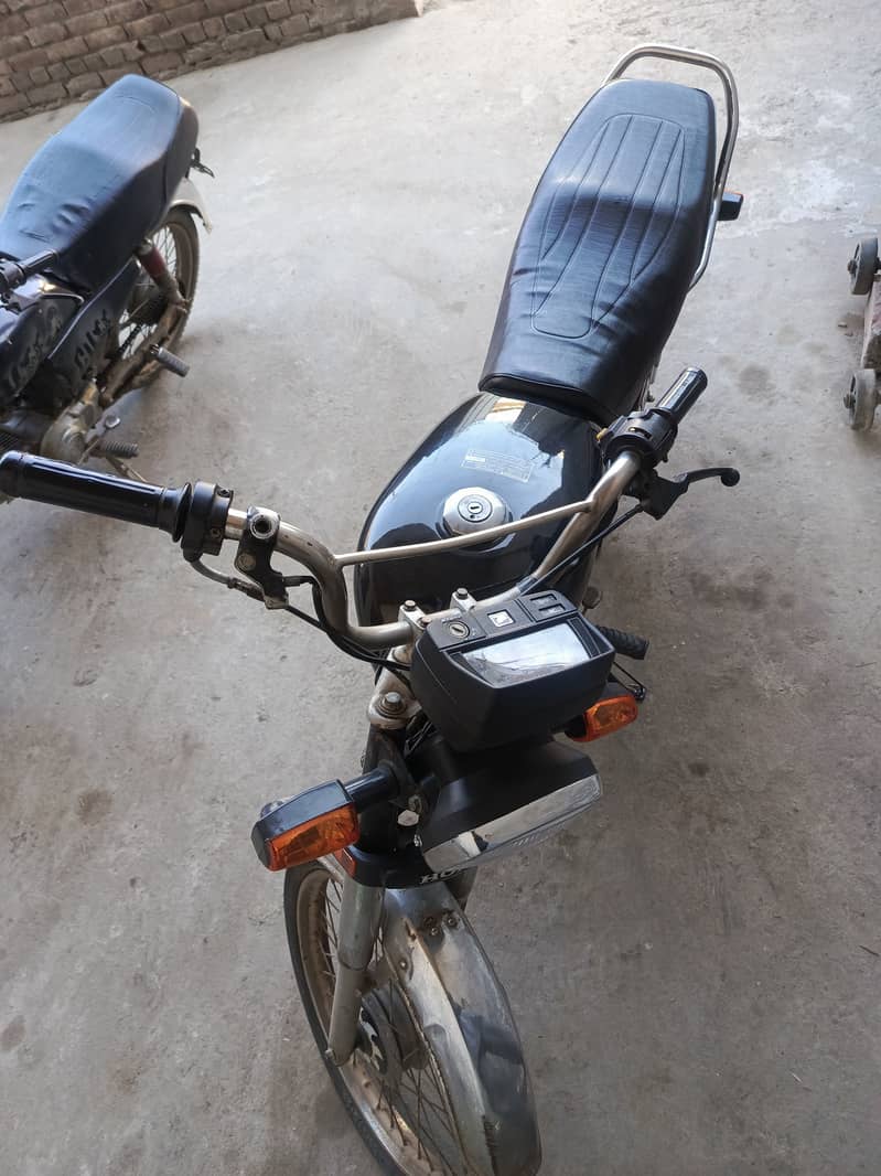 Honda CD 70 2015 1