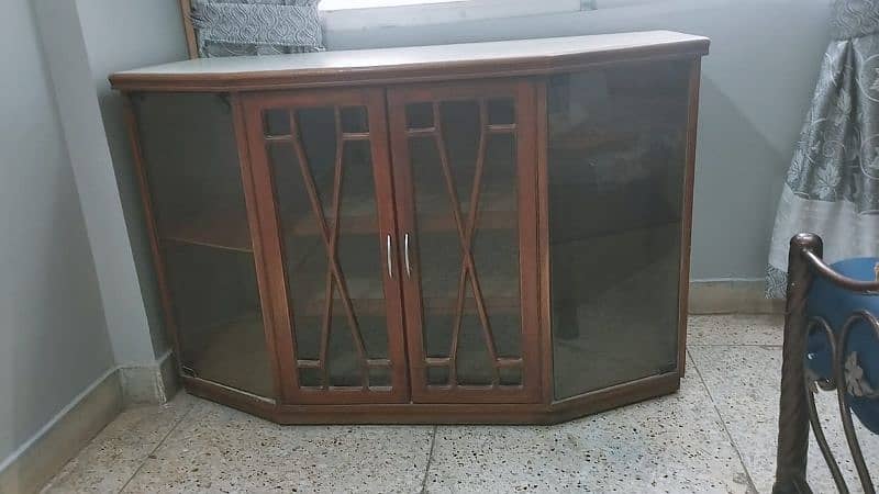 Used TV trolley 2