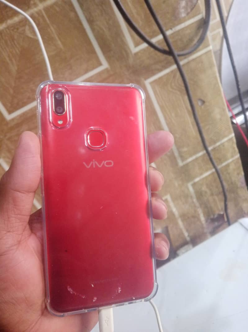 Vivo y85a4/64 good condition 03084833453 2