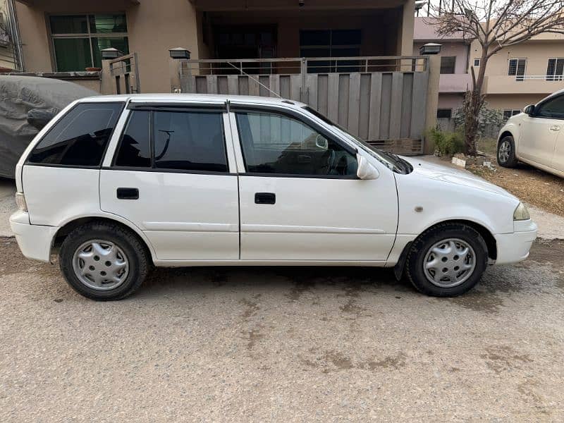 Suzuki Cultus VXR 2015 9