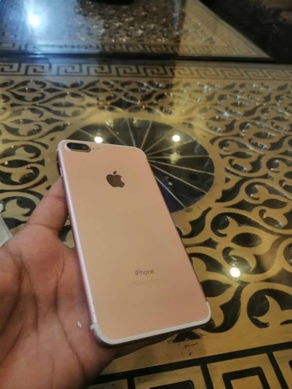 I phone 7 plus 5