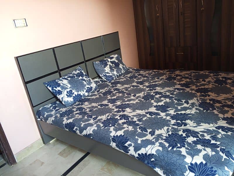 wooden bed for urgent sale 2