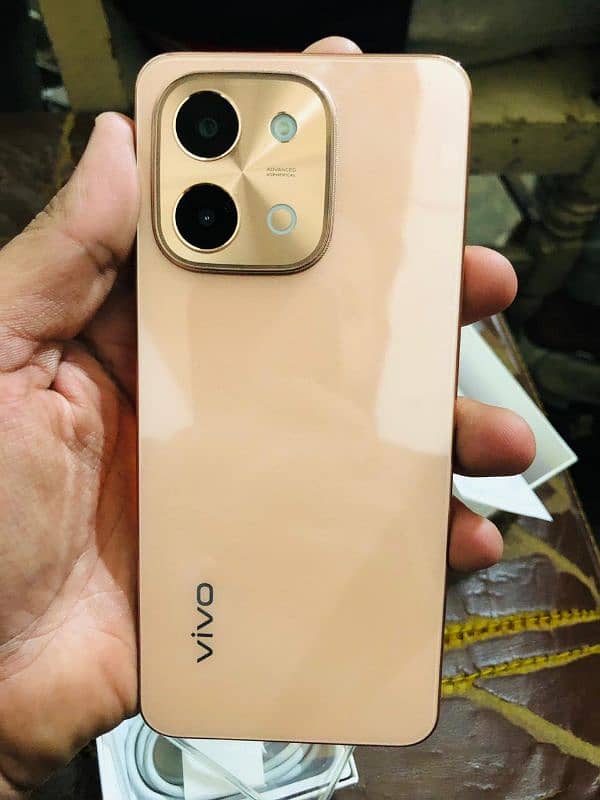 Vivo y28 just box open 8/128 3