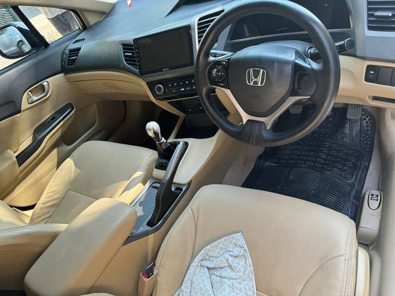 Honda Civic Standard 2014 4