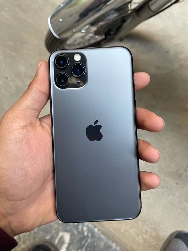 i phone 11pro 0