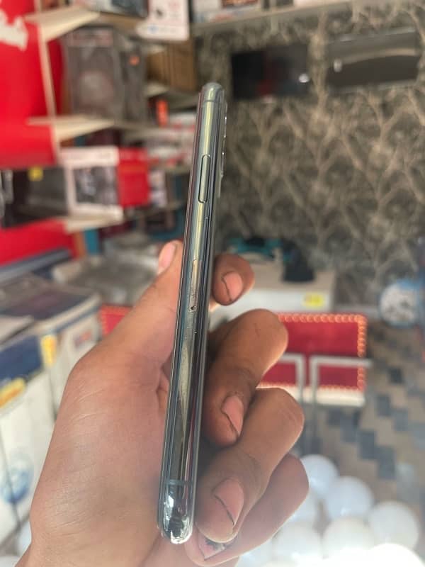 iphone 11 pro 0