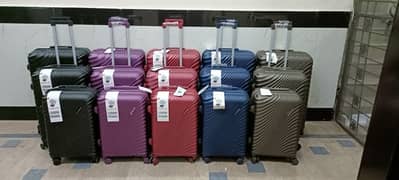 Luggage bags/ travel suitcases/ trolley bags/ travel trolley/ attachi